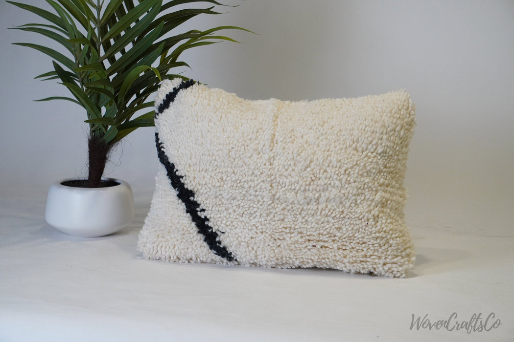Moroccan wool Pillow , Bohemian Pillow, decorative Pillow - Handcrafted from vintage Moroccan wool rug