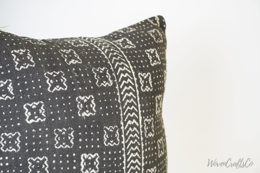 Gorgeous mud cloth Pillow 18"X18", African Decorative pillow