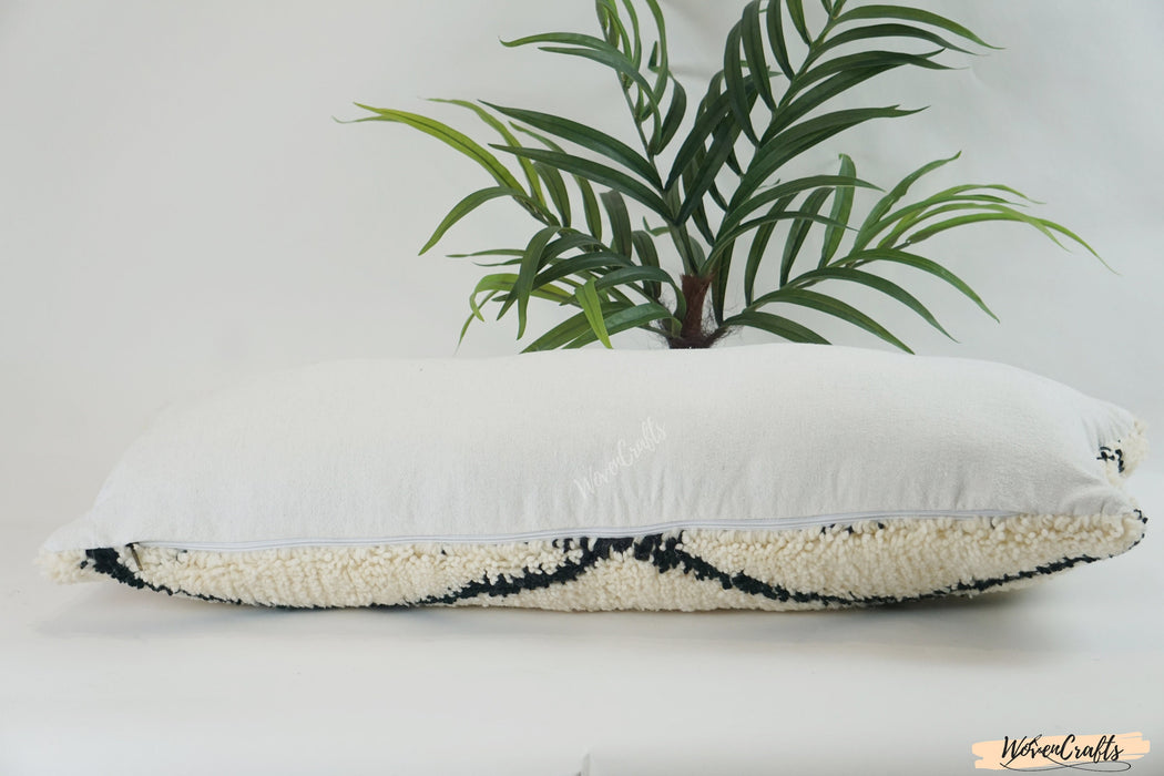 Moroccan wool lumbar Pillow - Beni ouarain Pillow